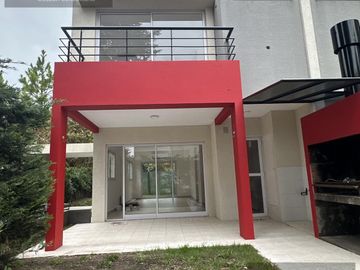 Duplex en Alquiler en Complejo Casas del Bosque Canning