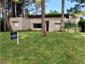 PINAMAR  NORTE - CASA ETONEO   - FEBRERO 2027
