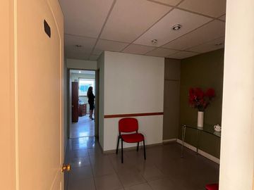 OFICINA EN VENTA EN SANTIAGO CENTRO