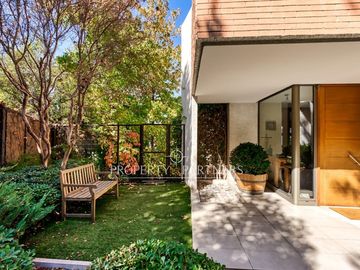 Casa mediterránea en condominio con entrega en Enero...