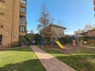 "DEPTO. EN ARRIENDO FRENTE AL MOVISTAR ARENA"