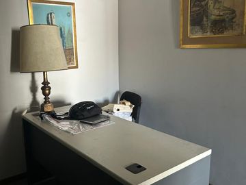 OFICINAS A LA VENTA AL FRENTE PISO ALTO