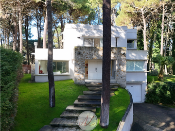 CASA EN VENTA EN PINAMAR NORTE