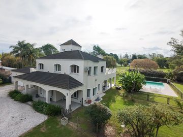 Se vende casa en La Cheltonia Venado Tuerto