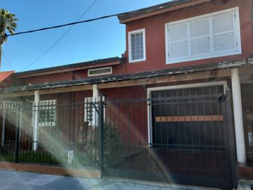 CASA EN VENTA ENSENADA 4 AMBIENTES APTO CREDITO