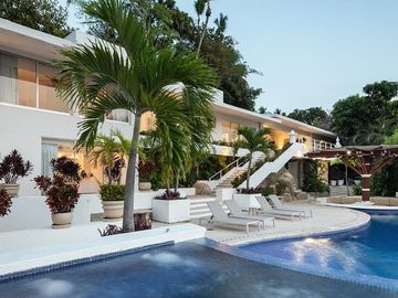 CASA EN VENTA AMUEBLADA LAS BRISAS ACAPULCO