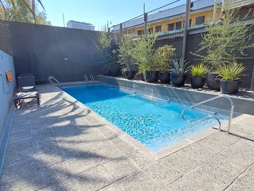 ARRIENDO AMOBLADO 1D METRO FRANKLIN SAN MIGUEL