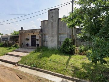 Casa sobre terreno de 900 m2 en Pueblo Belgrano
