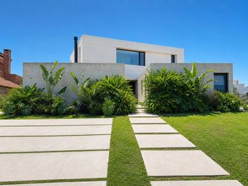 Casa en VENTA - Canton Golf a la laguna