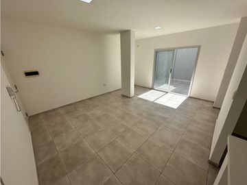 1 DORMITORIO - ELECTRICO - PATIO - FIGUEROA ALCORTA 482...