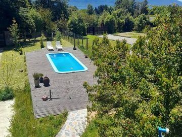 ARRIENDO CASA PARCELA  AMOBLADA  Y  PISCINA CAMINO PUCON