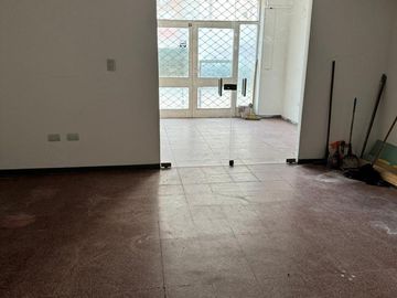 VENTA LOCAL BARRIO GÚEMES - Excelente ubicación