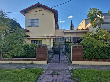 Chalet en venta en Parque Quirno