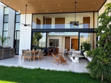 Casa en Venta en Reserva Residencial, Aguascalientes |...