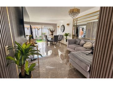 Casa Arriendo 5 dormitorios familias