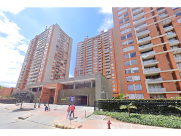 Apartamento en venta en Colina Campestre, Gratamira