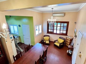 VENTA-2 CASAS SOBRE LOTE PROPIO-VALOR OPORTUNIDAD!