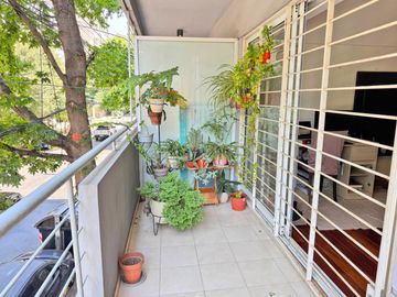 VENTA DEPTO 2 AMBIENTES CON PATIO Y BALCON
