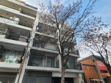 Saavedra. Amb divisible en venta  (54m2) con cochera....