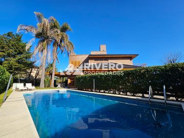 CASA EN VENTA BARRIO PRIVADO - COUNTRY BANCO PROVINCIA