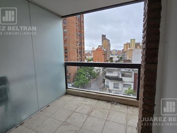 Depto VENTA - 1 dormitorio con balcón al frente
