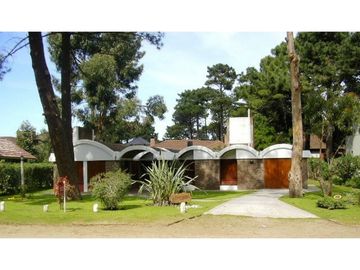 PINAMAR - CASA CAMP NOU  - FEBRERO  2027