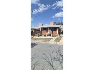 VENTA EN OPORTUNIDAD PH 2 DORMITORIOS B° LA QUINTA...