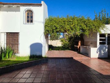 CASA EN VENTA EN TOLOSA