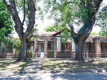 VENTA CASA COMERCIO CENTRO CALZADA
