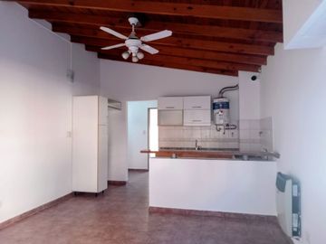 DEPARTAMENTO 2 AMBIENTES EN VENTA EN MORON
