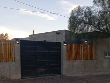 PROPIEDAD CON DOS CASAS EN VENTA -RODEO DE LA CRUZ
