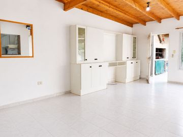 Casa 2 dormitorios en Venta City Bell