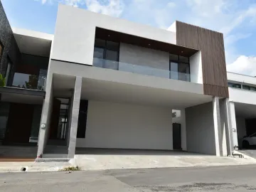 Casa en Venta en Laderas Abedul , El Uro - Carretera...