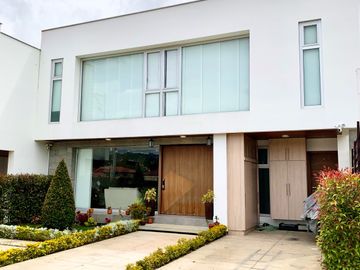 Casa en venta - Challuabamba