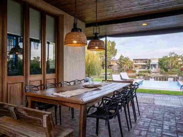CASA VENTA 8 AMB SANTA BARBARA A L LAGUNA