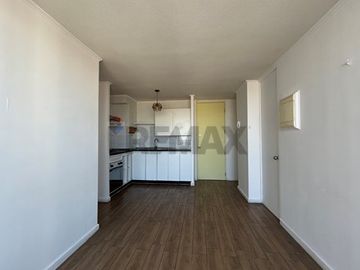 Arriendo San Miguel 2D/2B + 2 Estac + Bodega