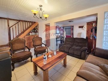 Urgente vende por viaje 4D/2B/120/399m2