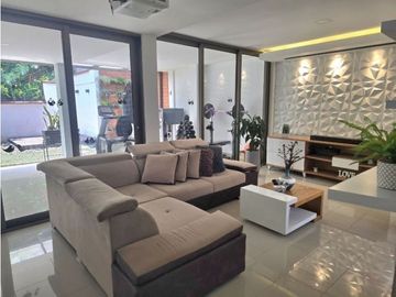 Casa en Venta, Loma de los Bernal en  Medellín