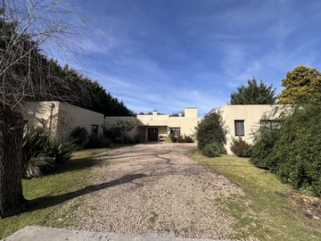 Casa en Venta de 5 ambientes en La Esperanza Club de...
