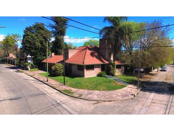 CASA EN VENTA CARLOS PAZ, SANTA RITA A 100 M DE LA COSTANERA
