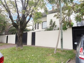 Venta Casa 7 Amb Jardín Piscina Don Torcuato