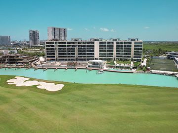 Departamento en la Vela Puerto Cancun en venta 27,900,000