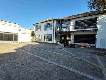 Propiedad comercial sector de Libertad, múltiples usos.
