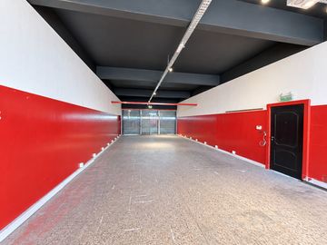 ALQUILER GALPÓN / LOCAL COMERCIAL 986 m² – AV. HIPÓLITO...