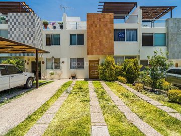 Casa en Renta en Punta Juriquilla: Exclusividad, Espacio...