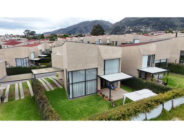 Venta Casa Palo de Agua Macarena Cota Club House $...