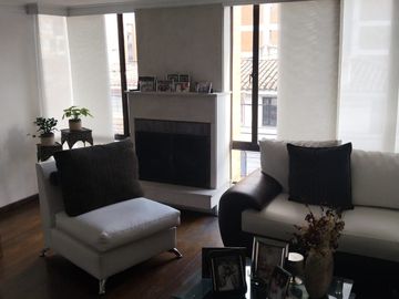 Apartamento en venta de 4 hab. en Batan, Bogotá