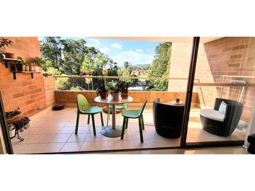 VENDO APARTAMENTO POBLADO LA CALERA 3 ALCOBAS 2 CON BAÑO...