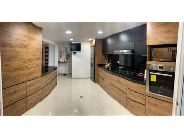 Casa Amoblada en Venta en Modelia,