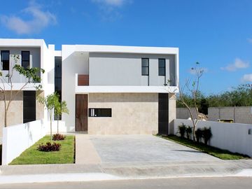 En venta casa de 3 habitaciones en Dzityá, Mérida.